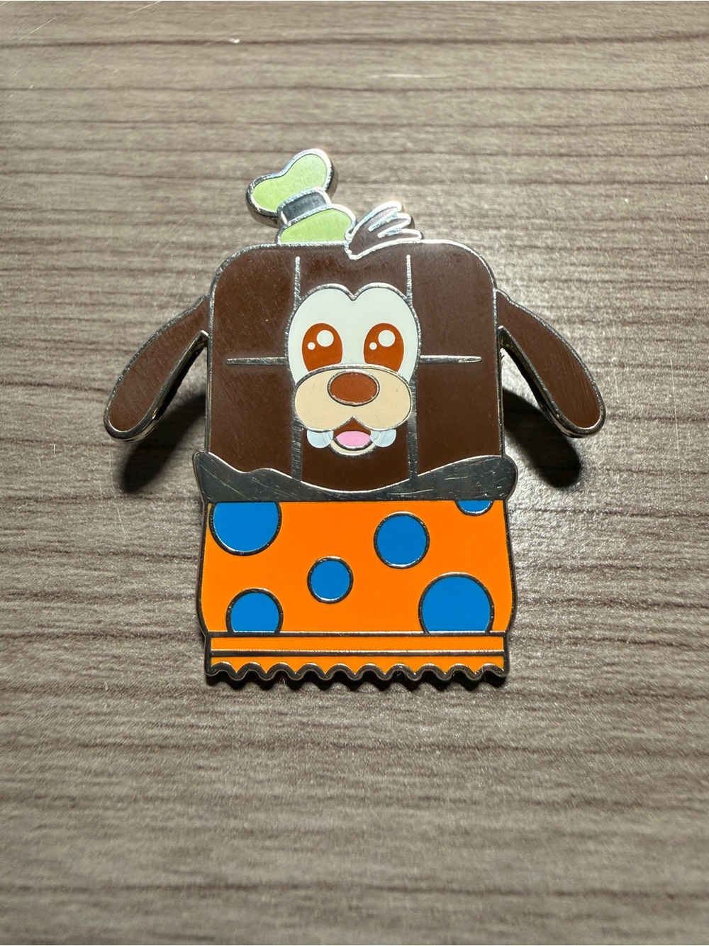 Disney Pins Goofy